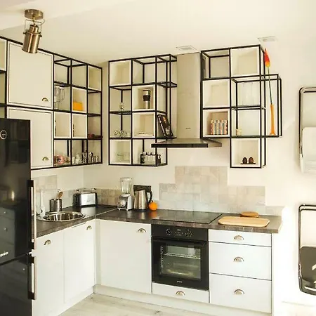 Sunny On Ulica Lyuben Karavelov