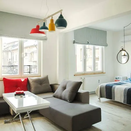 Sunny On Ulica Lyuben Karavelov Апартаменты София